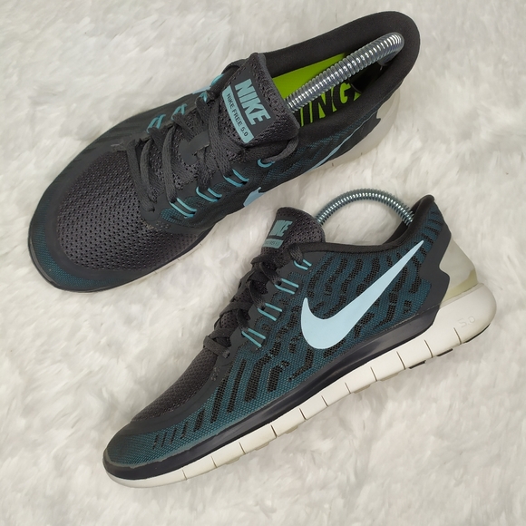 nike free shows